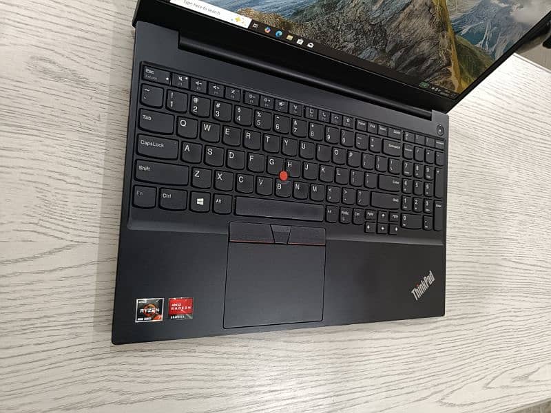 Lenovo Thinkpad E15 Ryzen 5 4500U 3