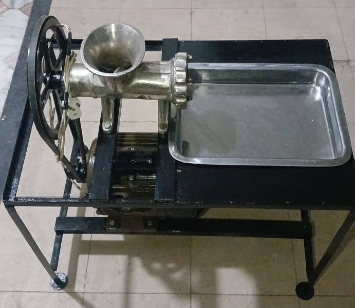 KEEMA MACHINE 0