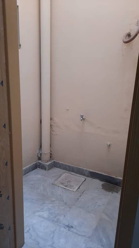 House for rent 5 Marla double story in ghauri town phase 4c2 10