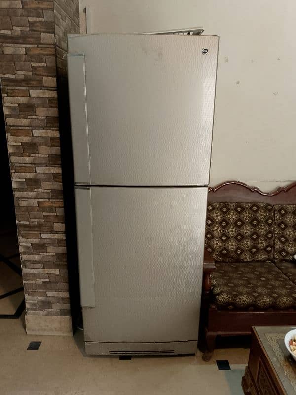 full size Pell fridge for sale 4