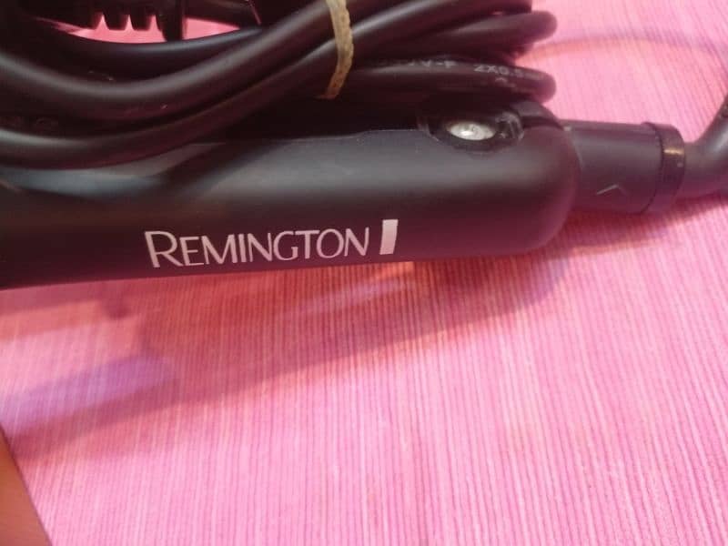 Remington straight and curl hair for sale only 2 time used 10/10 3