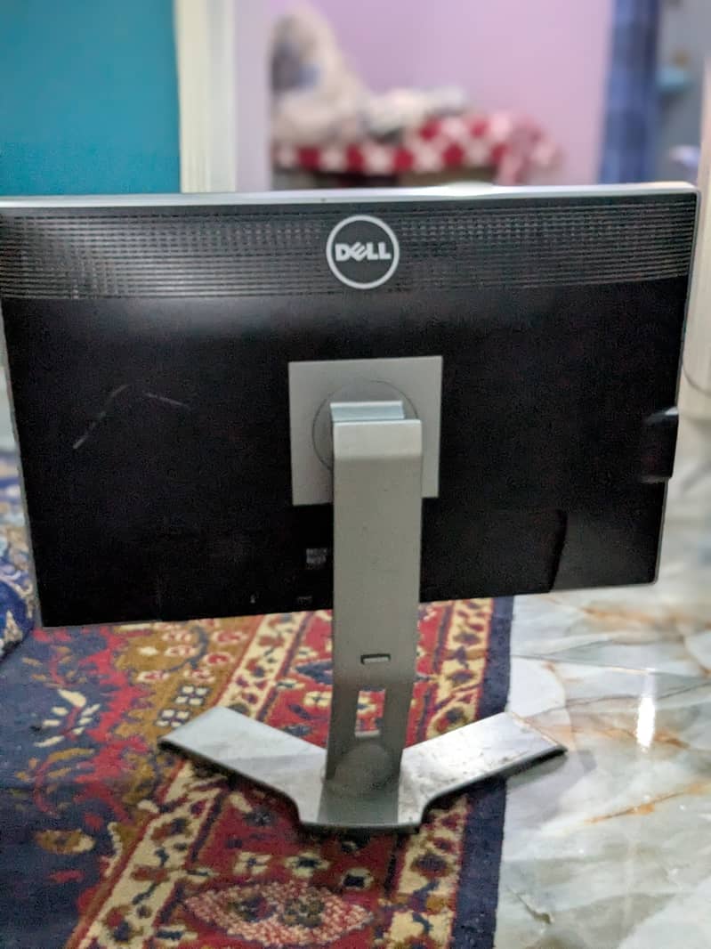 Dell U2412mb Used Monitor. 1