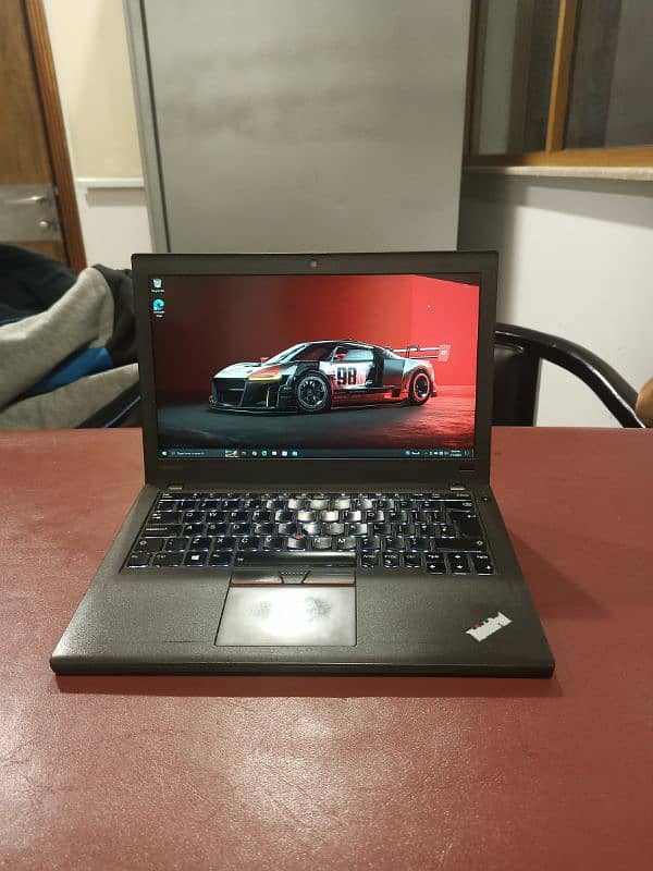 Lenovo i5 6th generation Laptop 1