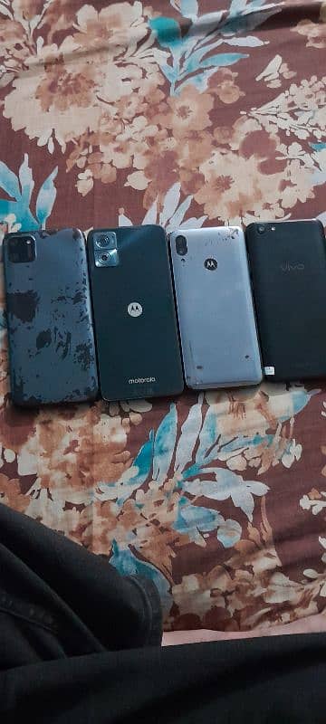 motorola, vivo and realme c11 for sale 1