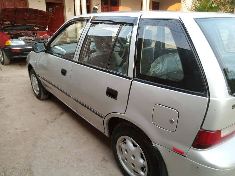 Suzuki Cultus 2001 2