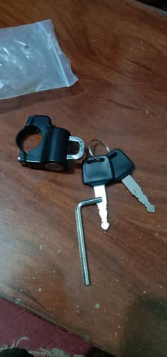 bike lock for Sunglasses like new 2 keys L key