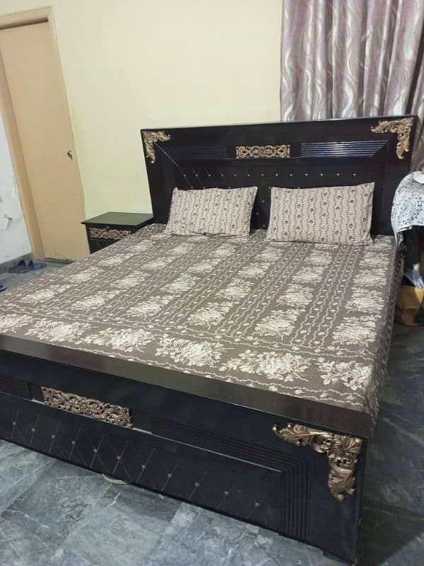 Double Bed With 2 Side Tables + Mattress 0