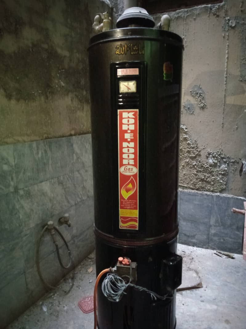 Gas and Electric Geyser Dual | 55 Gallon tank 220 ltr | Good Condition 2