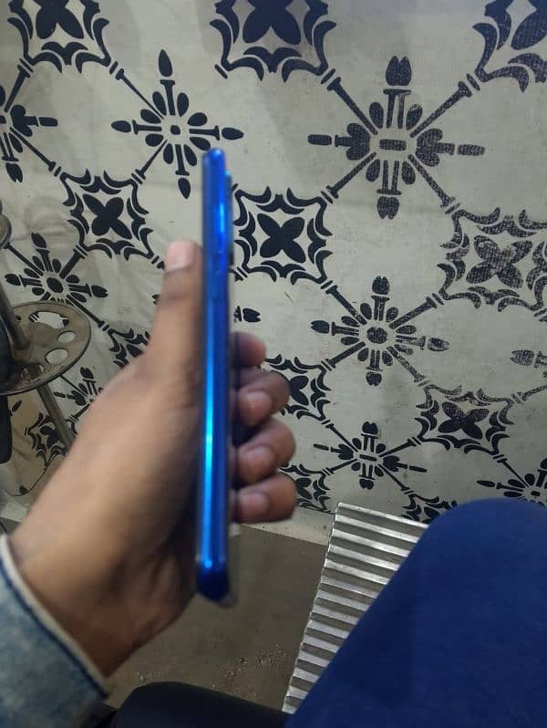 Redmi Note 8 4