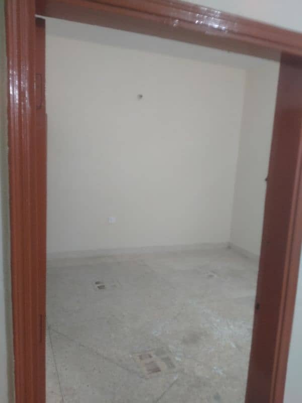 ground 240 portion 3 bed dd available in gulshan-e-iqbal block 2 3