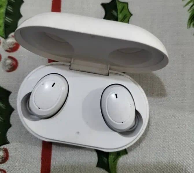 Oppo Enco W11 Wireless Earbuds 0