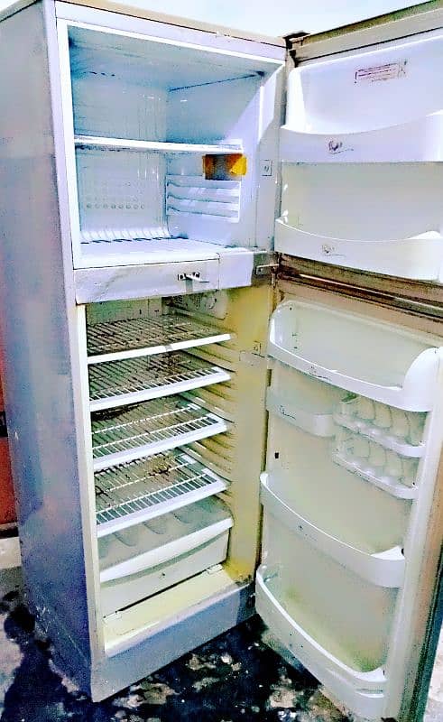 Refrigerator (PEL). For Sale 2