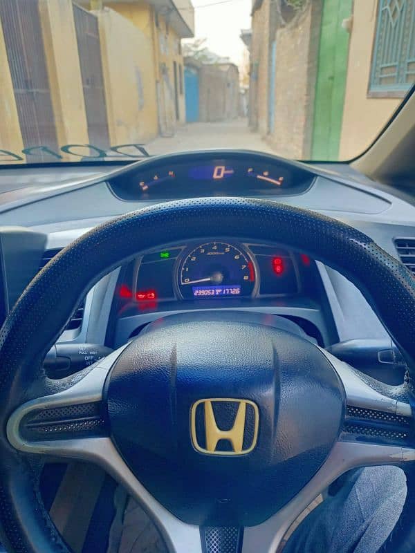 Honda Civic Oriel 2009 7