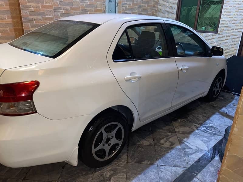 Toyota Belta 2007 4