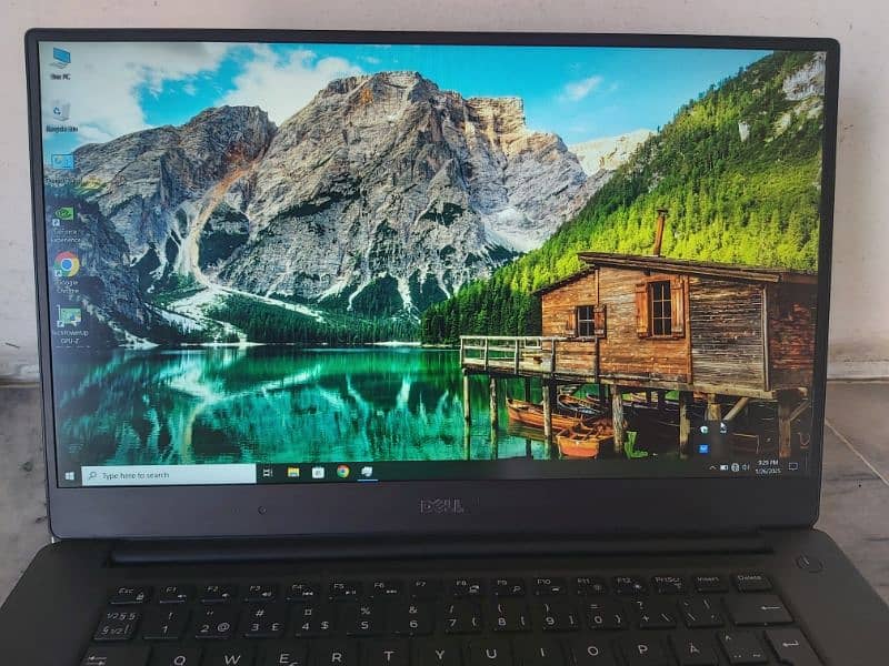 Dell XPS 15 Slim Ultrabook|16GB+GTX 1050 (4GB) | 2