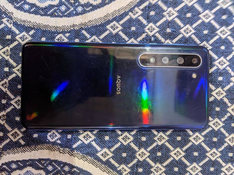 Aquos r5g 12/256 gaming mobile NON PTA 0