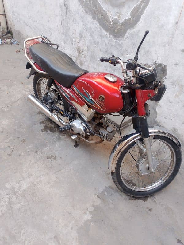 YAMAHA JUNOON 4 stroke 1