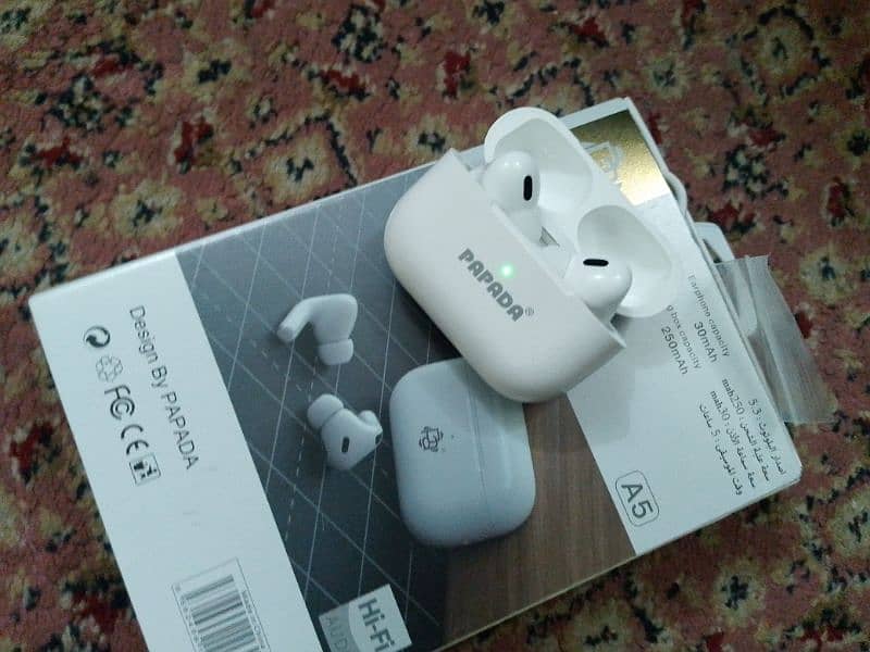 earbuds wireless earphones A5 brand papada 1