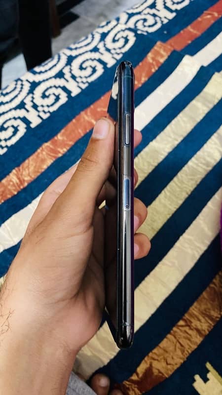 Iphone 11 Pro Max(Pta approved) 6