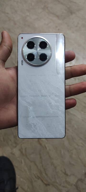 camon 30 0