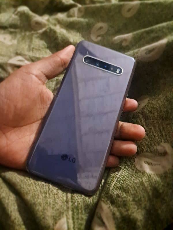 LG v60 thinQ 5G I am selling my phone 4