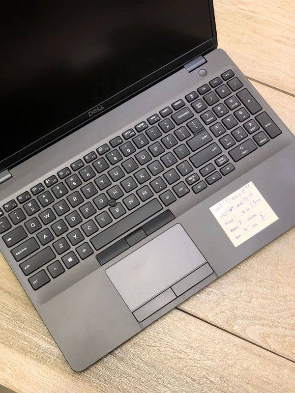 Dell latitude 5500 touch screen laptop i7 8th generation 3