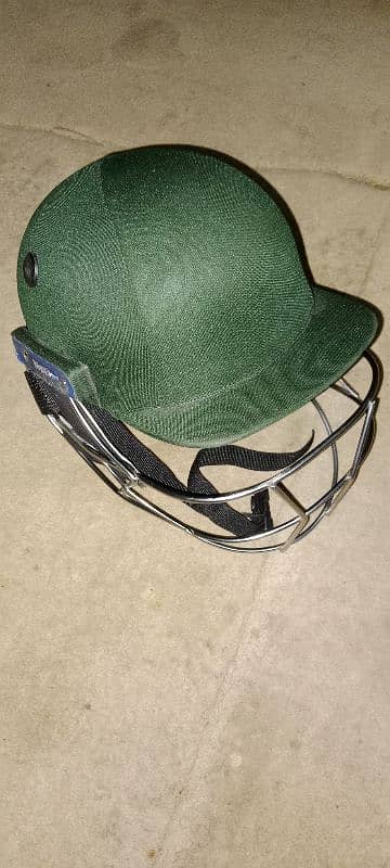 Gray-Nicolls helmets 0