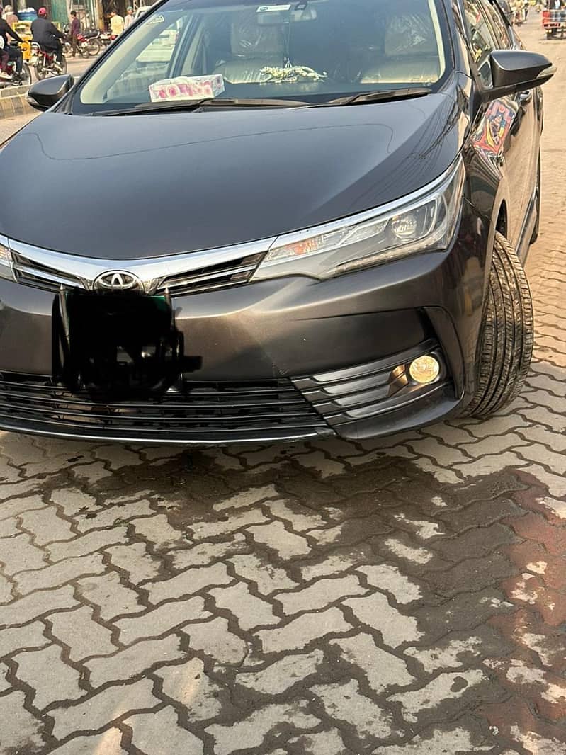 Toyota Corolla Altis grandi 2017/18 Model 5