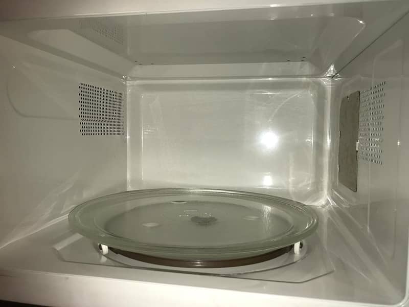 Dawlance Microwave Oven 3