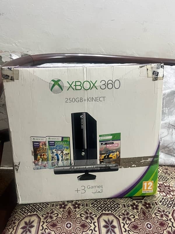 Xbox 360 Original 250GB Kinect 0