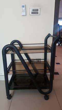 Tea trolly in black