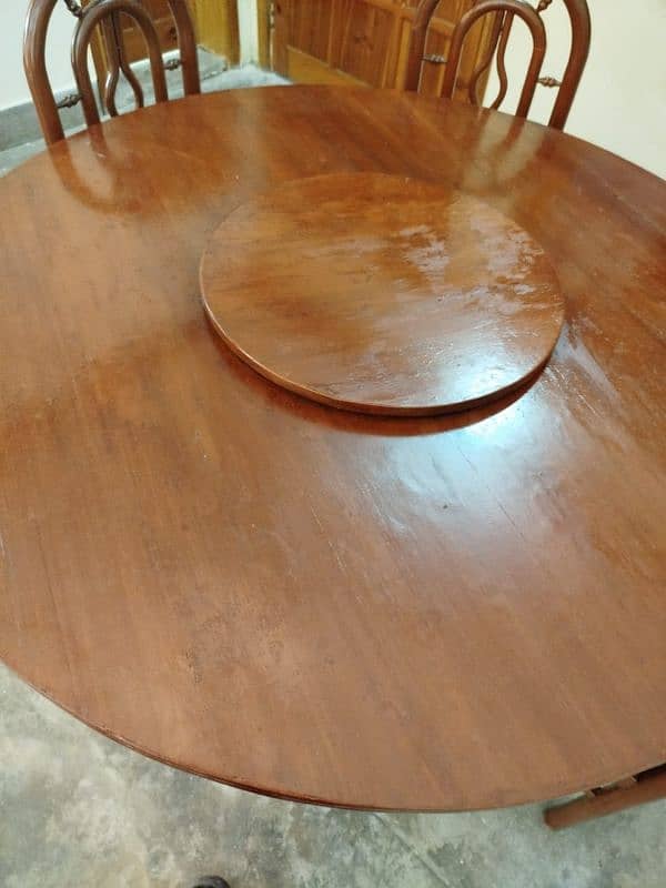 Dining Table 6 seater for sale 3