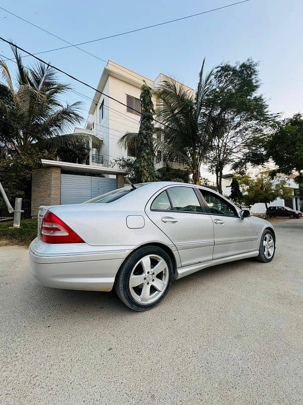 Mercedes Benz C Class AMG 5