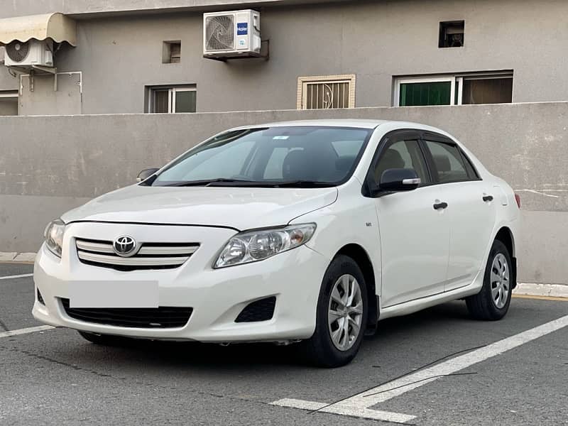 TOYOTA COROLLA 2010 XLi 1.3 VVTi MINT CONDITION WHITE LAHORE REG 2011 4