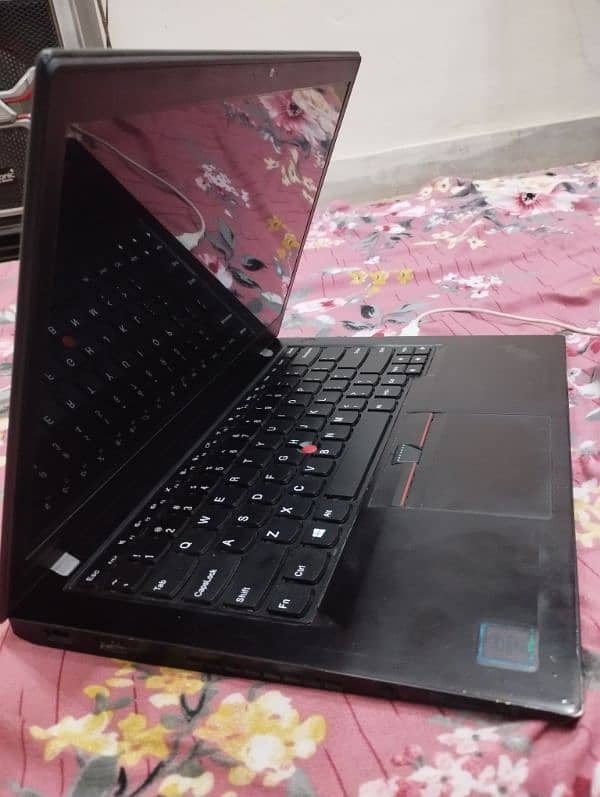 Lenovo i5 7th gen 8/256gb ssd Laptop 10/10 3