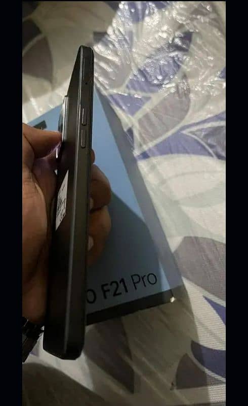 oppo F21 pro 4G 2