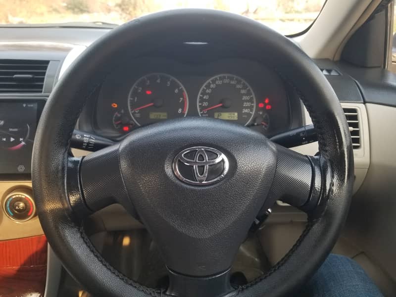 Toyota Corolla GLI 2014 4