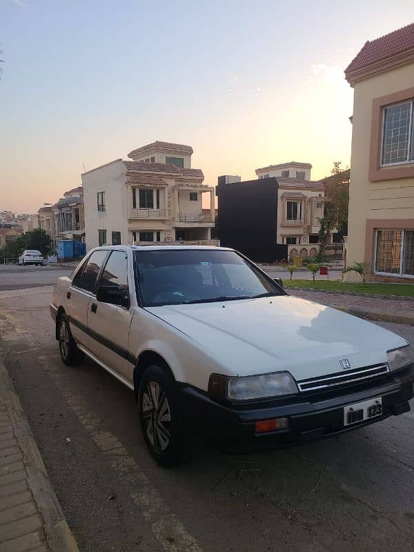 Honda Accord 1989 4