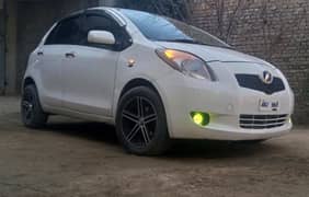 Toyota Vitz 2005