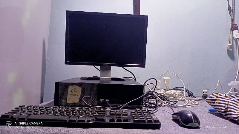 DELL computer 0