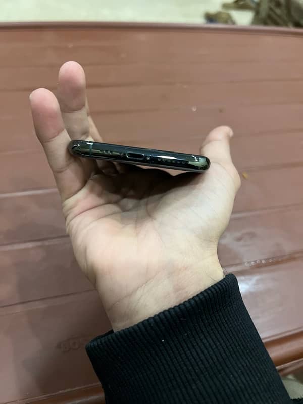 iphone 11 pro 256GB 3