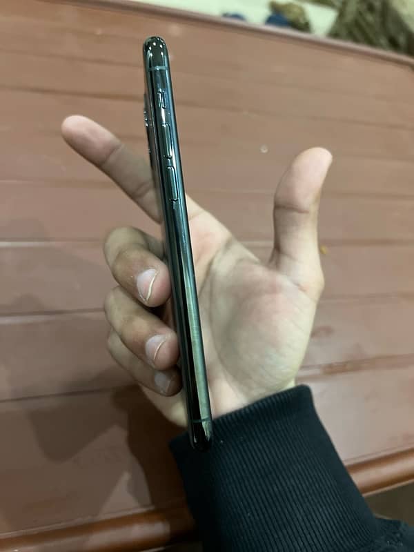 iphone 11 pro 256GB 9