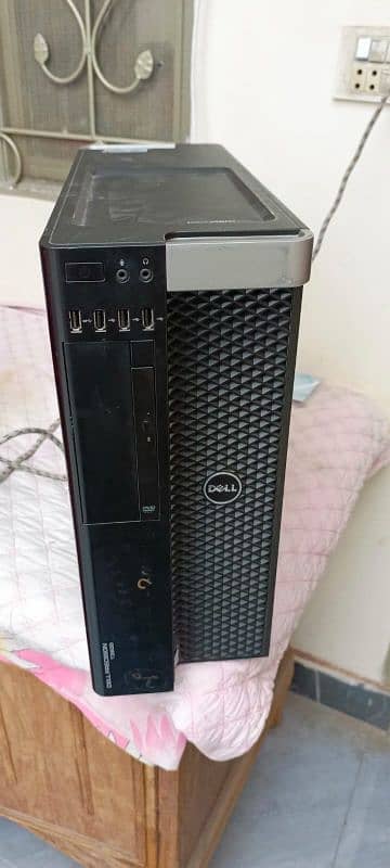 DELL XEON T3600 1