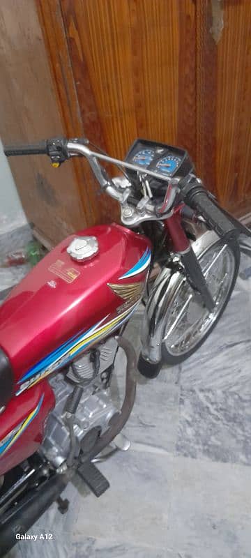 Honda 125 2018 Untique bike ha Mashallah sy Full janion 100% 0