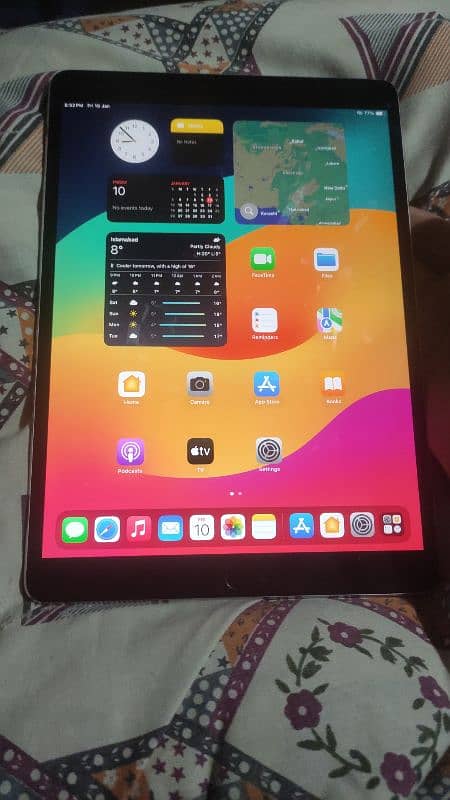 I pad pro 2nd generation 10.5 256gb 2