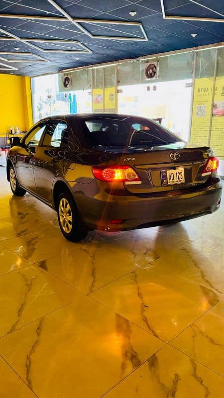 Toyota Corolla XLI 2013 4