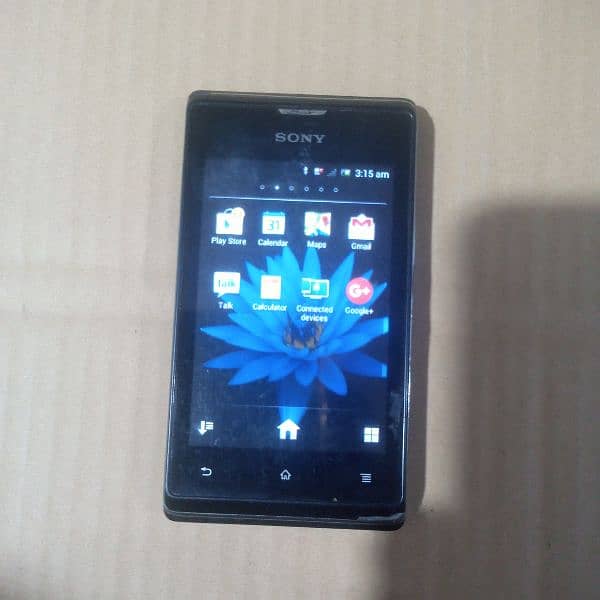 SONY C1505 OK Phone single sim Ok hai SD card nahi chalta 2