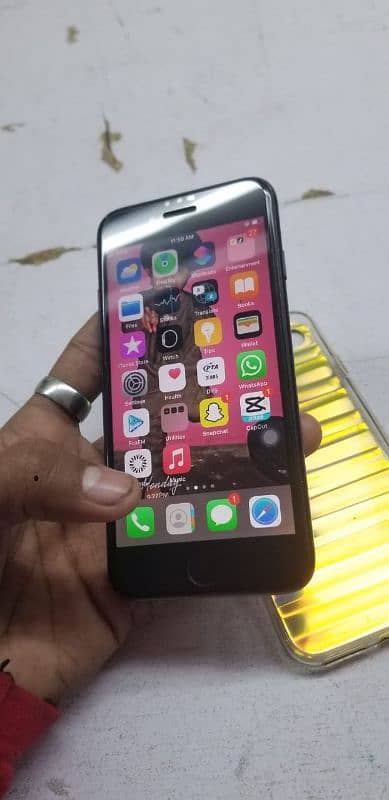 iphone 7 pta aproved 32 gb home baton fail and ferat cemra not working 5