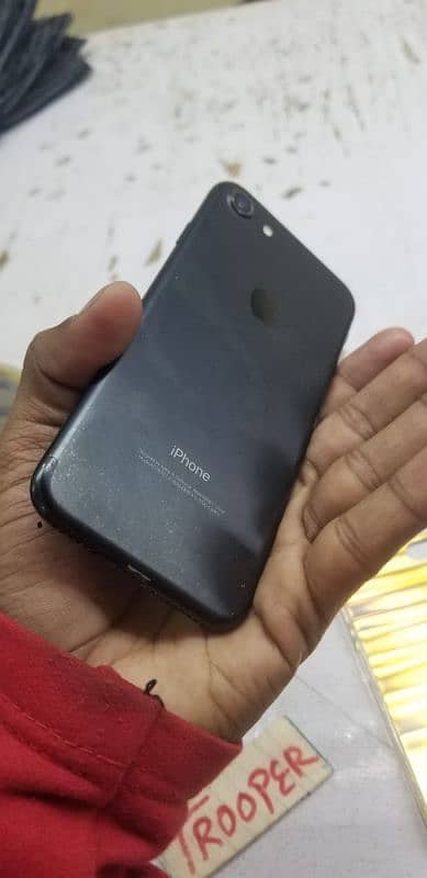 iphone 7 pta aproved 32 gb home baton fail and ferat cemra not working 6