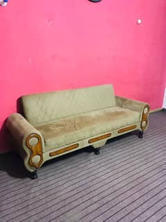 sofa cumbed 3 in 1 only 6month used neat and clean